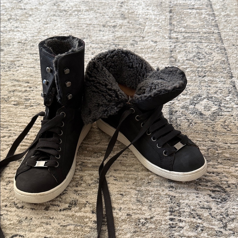 Ugg Starlyn Black High-Top sherpa-lined  Sneakers